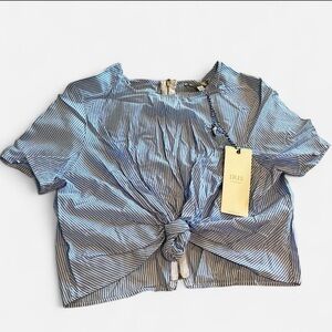 NWT Tied Brunch Top